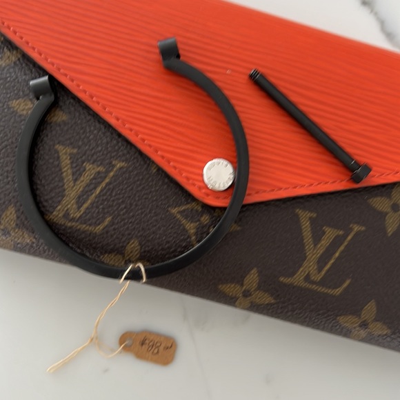 Extremely popular Bracelet - Picture 2 of 2